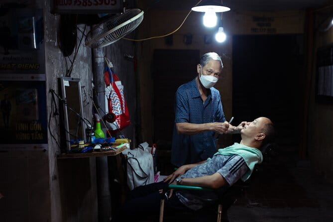 Hanoi Street Photography in a Vintage Community - Gear and Mindset Tips So You Don’t Waste Shot Opportunities