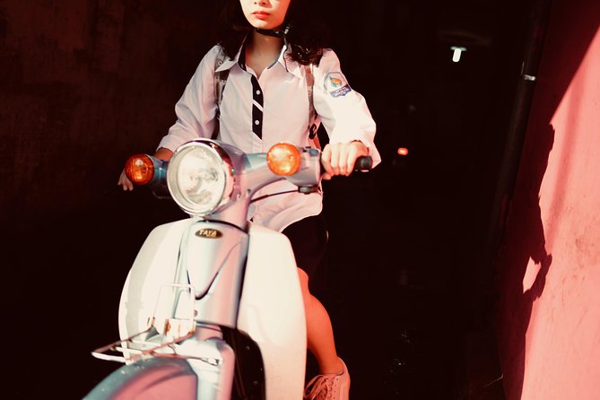 Hanoi Street Photography with a Pro – Phone & Camera - Hanoi Street Photo Walk: Why This Style of Tour Fits the City