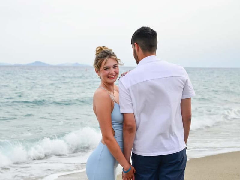 Heraklion: Venetian Port Photoshoot with Online Delivery - What happens during the shoot: spots, angles, and a real mix of images