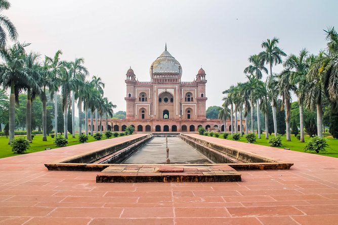 Heritage Delhi Photography Walk (2 Hours Guided Walking Tour with Rickshaw Ride) - Starting at Safdarjung Tomb: Finding the Group Fast