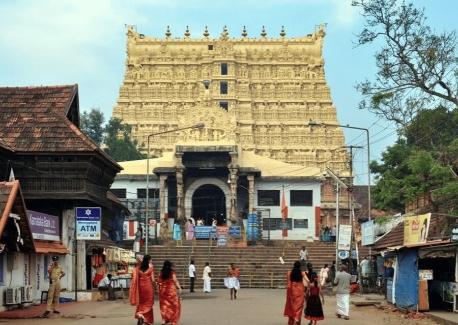 Heritage Trivandrum Photography Walk Tour With Tuk Tuk Ride - Quick hits you’ll feel on the ground