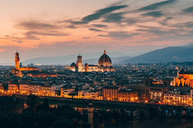 Hire Photographer, Professional Photo Shoot - Florence - Key things that make this shoot work in Florence