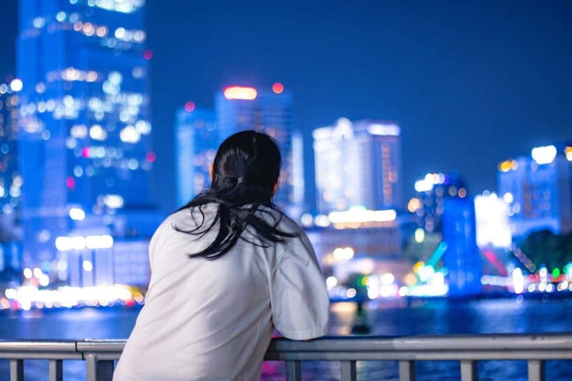 Ho Chi Minh City: Private Portrait Photography Session - Portrait Session Setup in Ho Chi Minh City: Private, Guided, and Photo-First
