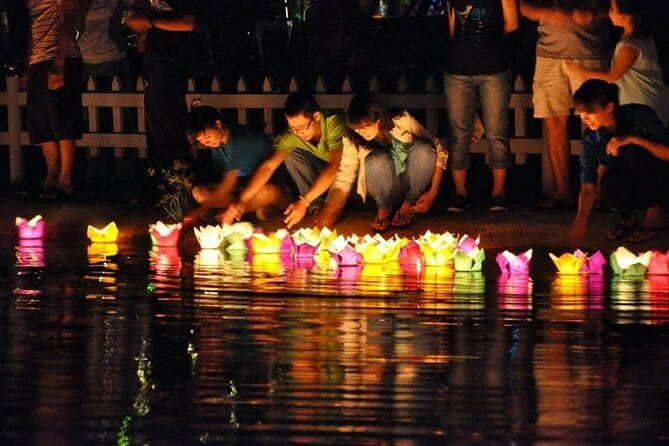 Hoi An Lantern Shop & Boat Photoshoot – Night Experience - Your photo package: unlimited originals plus edited photos
