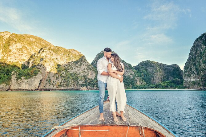 Holiday Travel Photoshoot with Long-tail boat Phi Phi Islands - Rod and the photographer approach: professionalism you can feel