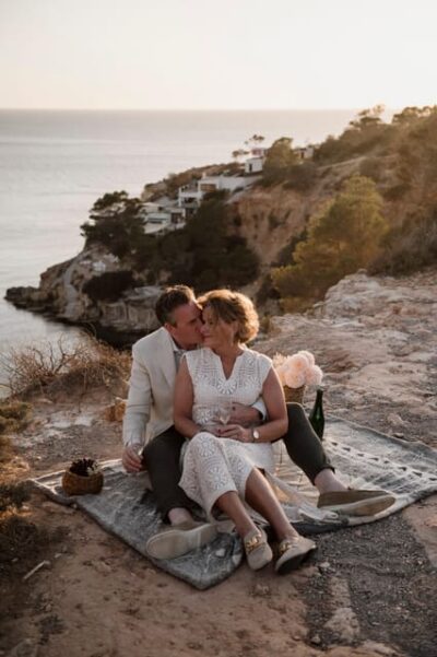 Ibiza: Photoshoot at Es Vedrá panoramic viewpoint & sunset - The 1-Hour Flow: From Meet-Up to Sunset Frames