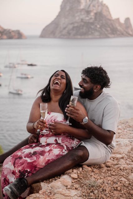 Ibiza: Photoshoot at Es Vedrá panoramic viewpoint & sunset - Outfit Planning: The Extra Change Trick That Improves Your Photos
