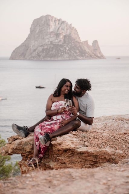 Ibiza: Photoshoot at Es Vedrá panoramic viewpoint & sunset - Who This Fits Best on Ibiza