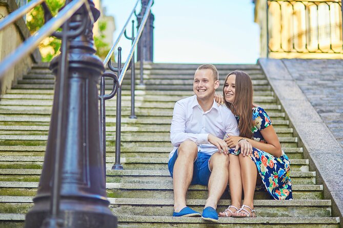 Iconic Paris - private photo shoot in the streets of Montmartre - Why This Montmartre Private Shoot Works Better Than Random Selfies