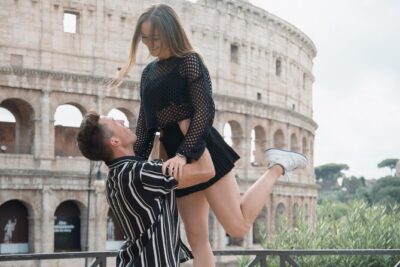 Iconic Photo Shoot Tour in Rome with Professional Photographer - Meeting at Oppio Caffè: How the Session Starts and Ends