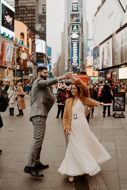 Instagram tour of New York with a private photographer - Dumbo: Street-to-Waterfront Frames You Can Actually Use