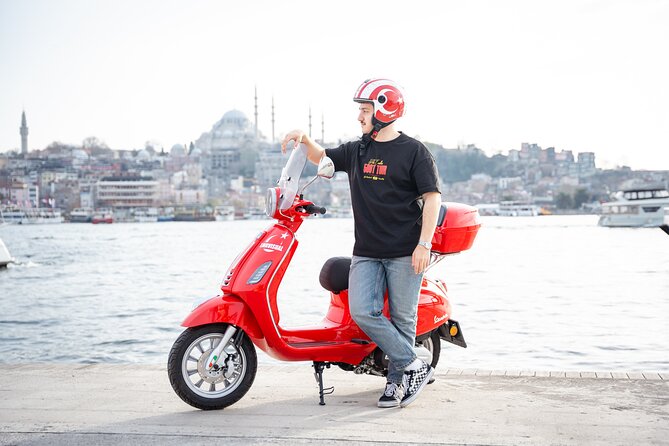 Istanbul Old Town Photoshoot - The vibe: a guided shoot that moves at Istanbul speed