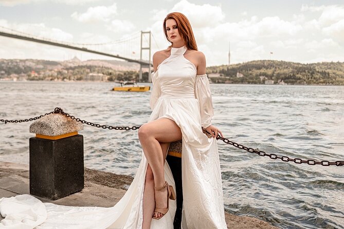 Istanbul Photo shoot Unique Locations - Sultanahmet Square: where your session gains momentum