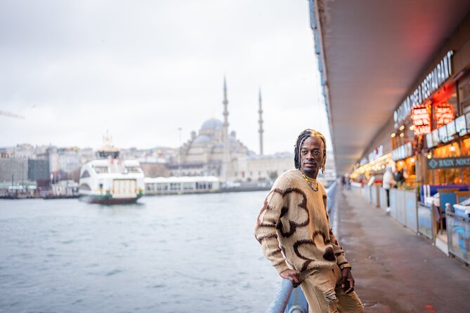 Istanbul Photoshoot tour with Local Photographer - What the Photographer Actually Does During the Shoot (And Why It Shows in Photos)