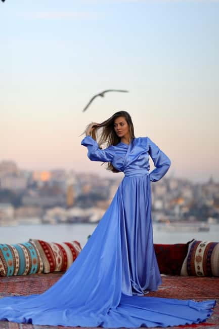 Istanbul: Professional Private Rooftop, Indoor Photoshoot - Your 25–40 minute session: what the flow feels like