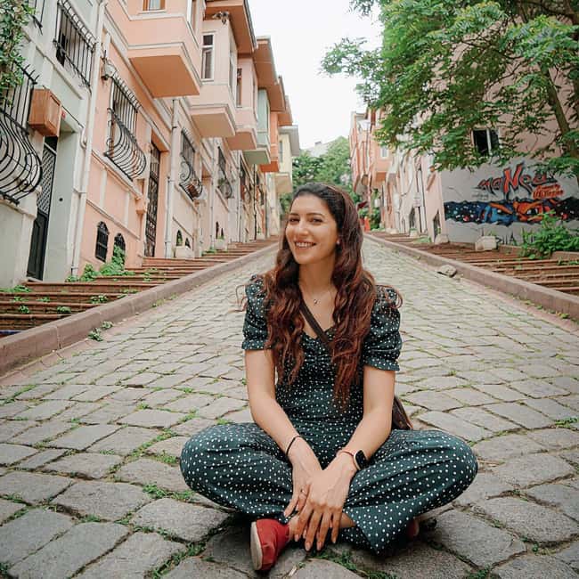 Istanbul: Tour and Photoshoot at Multiple Locations - Price and value: why $107 can make sense