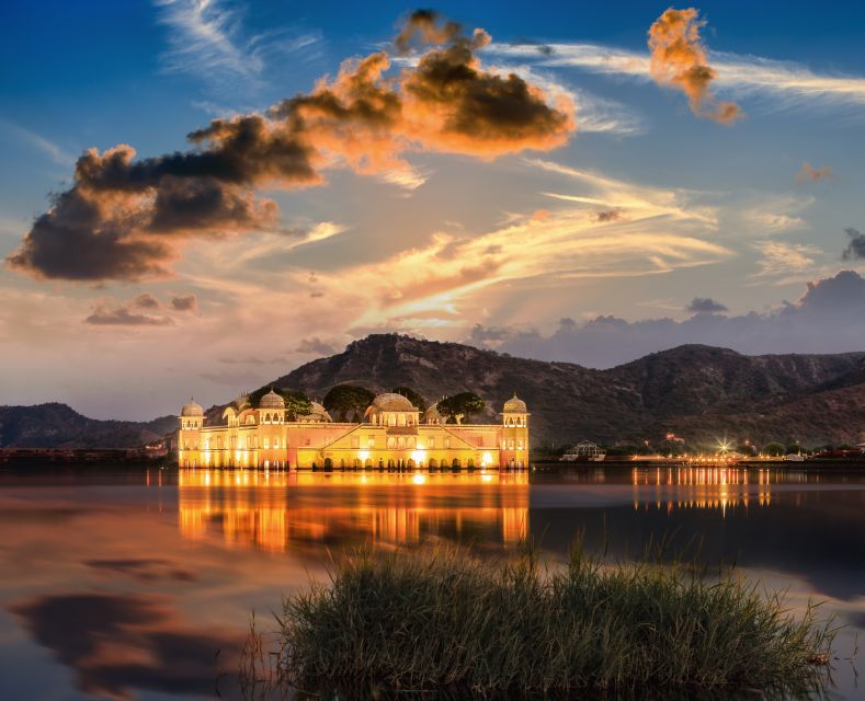 Jaipur: Instagram Tour of The Best Photography Spots - Panna Meena ka Kund: the stepwell that turns into a photo maze