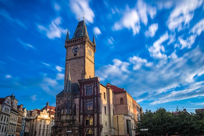 Johnny's Prague Photography Tour - Who Jan Miracky guides you like a pro (even with a beginner setup)