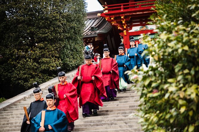 Kamakura Tour with Pro Photographer: Tsurugaoka Hachimangu shrine - Entering Tsurugaoka Hachimangu: Kamakura’s Shrine That Sets the Mood