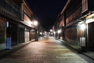 Kanazawa private 1 day/Photoshoot by professional photographer - Higashi Chaya District and Kazuemachi: atmosphere you can photograph