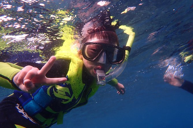 Kenting, Taiwan｜Snorkeling Free underwater photography One-on-one with instructor｜Taiwan Diving Snorkeling - Price and value: $28 for gear, coaching, insurance, and photos