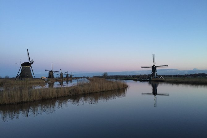 Kinderdijk Photography tour - Boat views from the waterways: reflections and angles you cannot copy