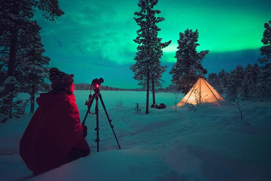 Kiruna: Northern Light Photo Tour with Equipment - Small group, Sami guides, and the gear that lowers the stress
