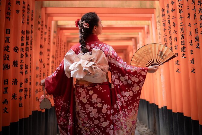 Kyoto Gion, Fushimi Inari, Arashiyama private Photoshoot - Kimono or your own clothes: how styling becomes part of the photos