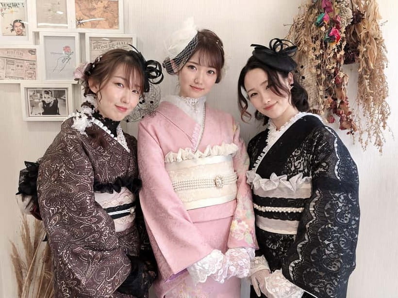 Kyoto Gion Kiyomizudera Kimono Yukata Hairstyle | Photoshoot - Getting Dressed: Time, Comfort, and What to Wear Underneath