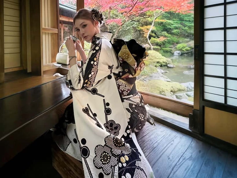Kyoto Gion Kiyomizudera Kimono Yukata Hairstyle | Photoshoot - Money and Value: Does $21 Make Sense Here?