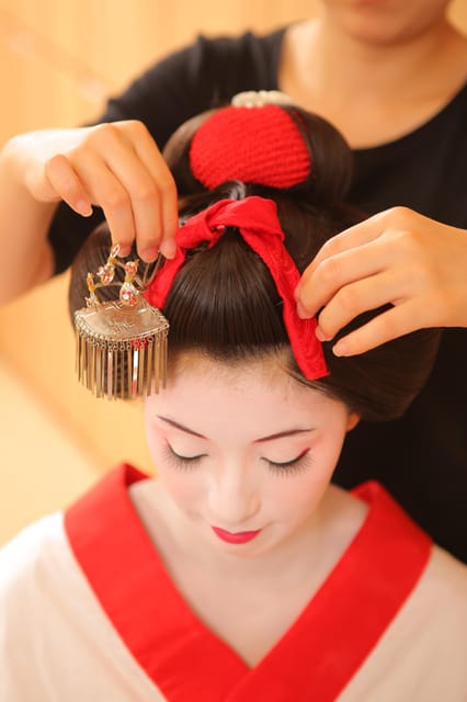 Kyoto: Maiko Makeover and Photoshoot Experience - Kyoto Maiko Look, Indoors: What the 150 Minutes Feels Like