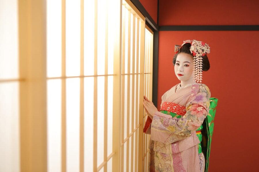 Kyoto: Maiko Makeover and Photoshoot Experience - Getting There at Kiyomizu-michi: A Simple Plan for a Tricky Entrance