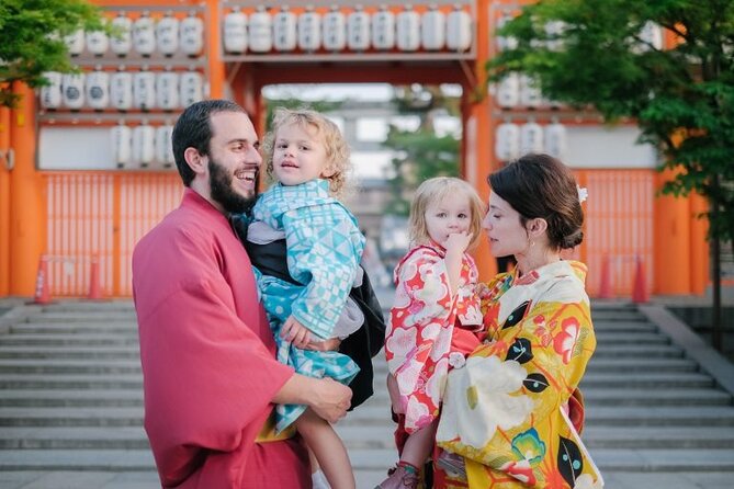 Kyoto Private Photoshoot Experience with a Professional Photographer - Kennin-ji Temple’s dry gardens near Hanamikoji and Shijo