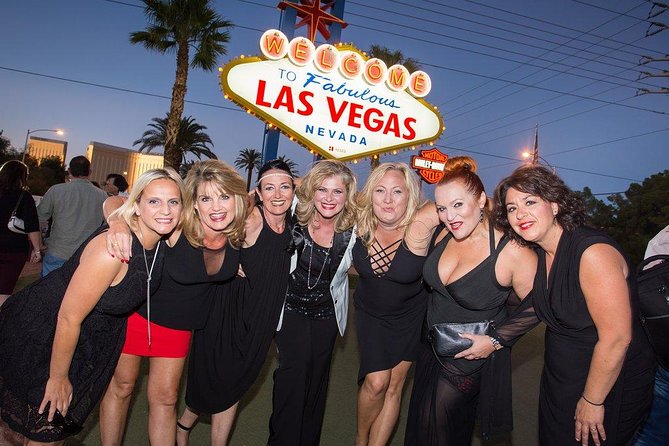 Las Vegas Strip by SUV Stretch Limo with Personal Photographer - Stop 2: The Welcome to Fabulous Las Vegas Sign Photo Moment