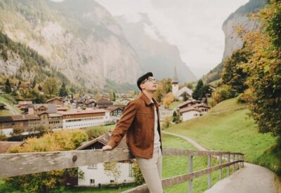 Lauterbrunnen: Professional Photoshoot at the best spots. - Meeting at Lauterbrunnen station and starting in the village (why first matters)