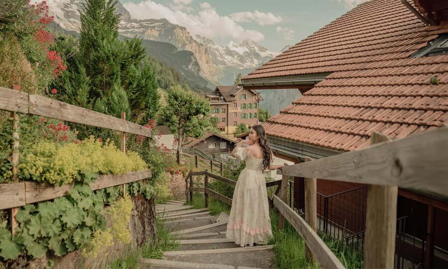 Lauterbrunnen & Wengen: Photoshoot at the best spots. - A Private Photographer in the Lauterbrunnen–Wengen Corridor