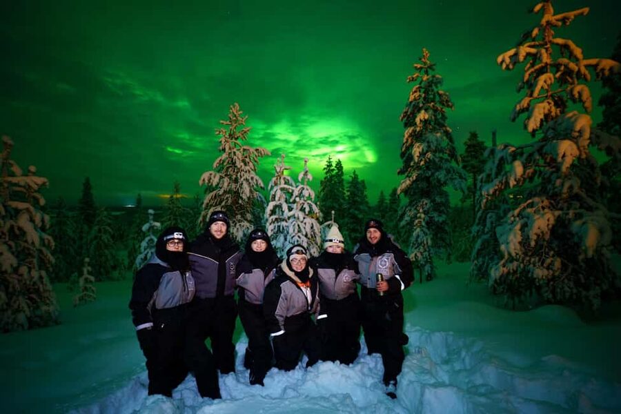 Levi: Northern Lights Hunting - Photography Tour - What Makes the Guides Matter (Heidi as a Real Example)