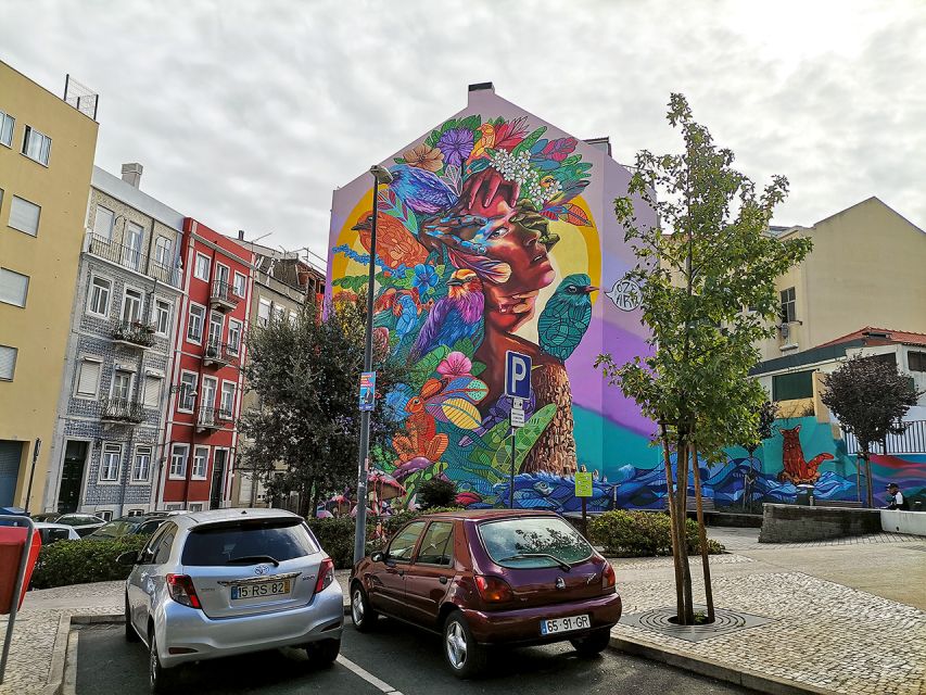 Lisbon: 2-Hour Street Art Photo Tour - Photographing murals while Lisbon keeps moving