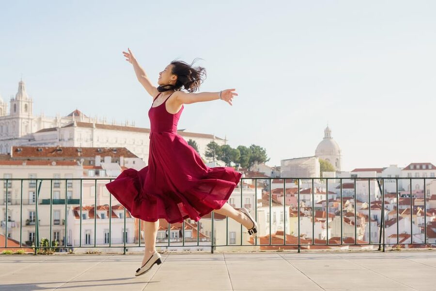 Lisbon: Cinematic Photoshoot with Local Photographer Guide - Cinematic Lisbon for $64: what you actually get