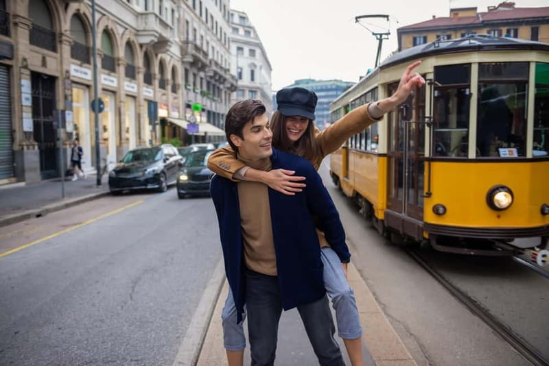 Lisbon: Instagram Hotspots Photoshoot - How the photographer makes it feel easy (and not awkward)