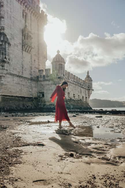 Lisbon photo shoot with a highlight video - Choosing the Backdrop: Cathedral or Rua Augusta Arch (and a Belém option)