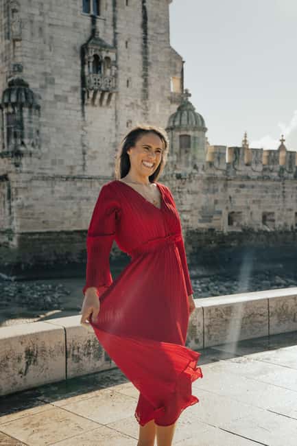 Lisbon photo shoot with a highlight video - What You Actually Get: Photos by Package Plus a 30-Second Video