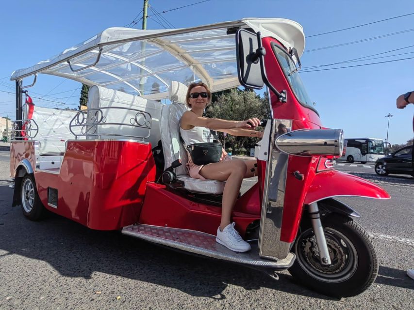 Lisbon Private Sightseeing Photography Tour with Tuk Tuk - Key Reasons This Lisbon Photo Tuk Tuk Tour Works