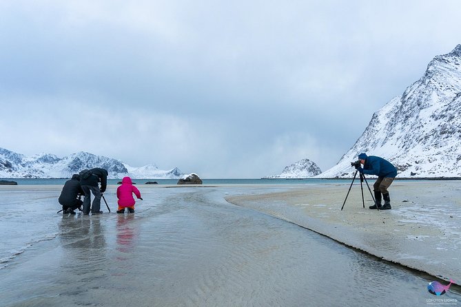 Lofoten Highlights Photo Tour - Henningsvær & Haukland - Henningsvær (About an Hour): The Fishing Village Feel You Actually Photograph