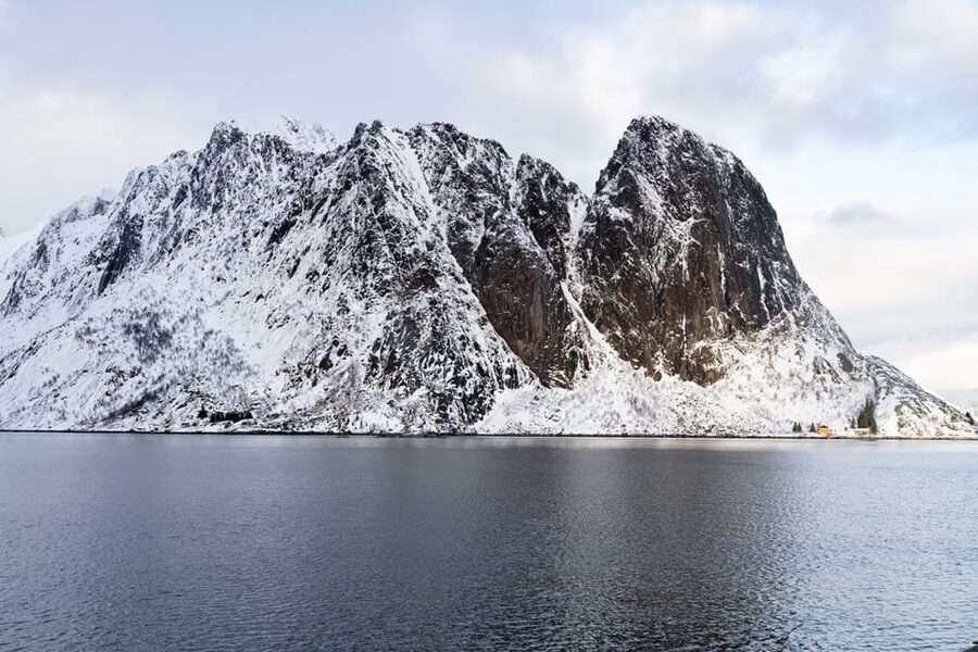 Lofoten: Reine, Hamnøy, and Skariskøya Photo Tour - E10 photo stops: you’re not just sightseeing, you’re learning the route