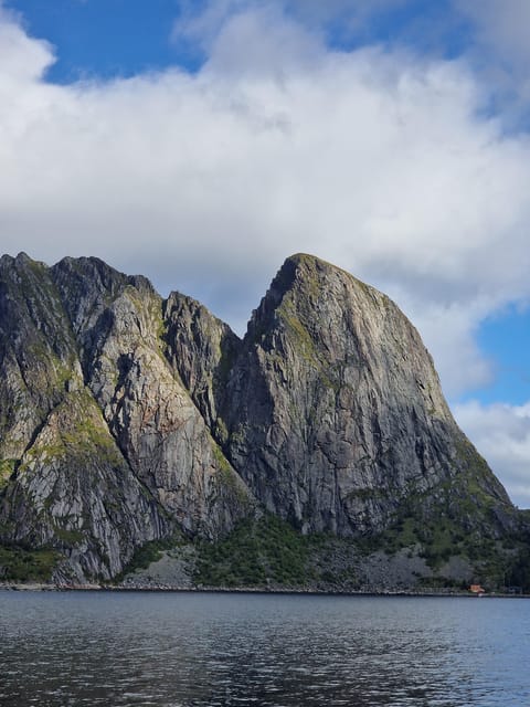 Lofoten: Reine, Hamnøy, and Skariskøya Photo Tour - Hamnøy: getting the iconic view without the stress