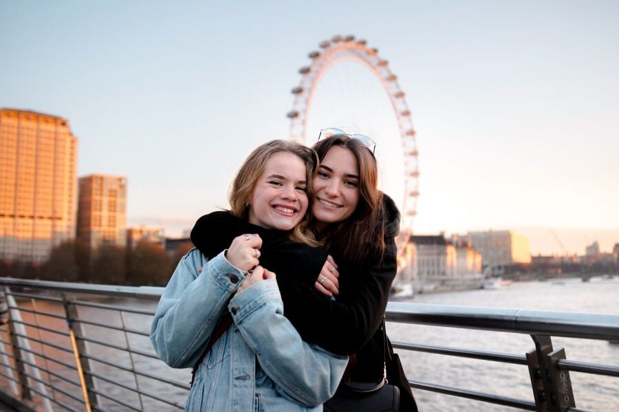 London: A Unique Photoshoot Experience at Famous Sites - The photo session: what happens during those 15–35 minutes