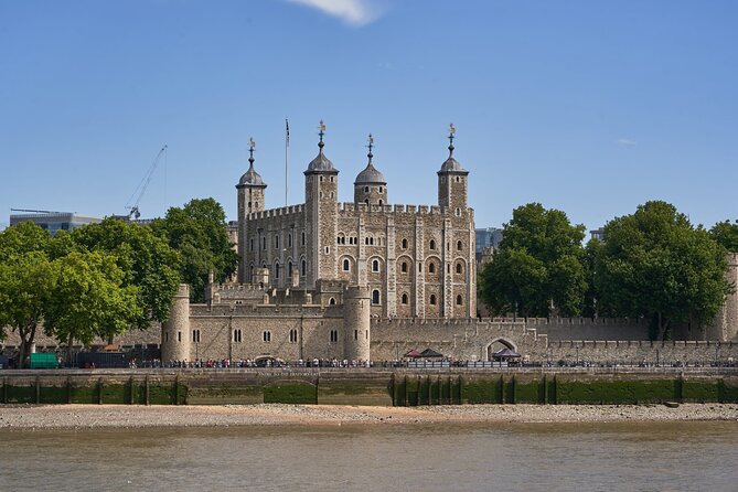 London Creative Photography Tour - From Trafalgar to Westminster: learning to frame Big Ben the smart way