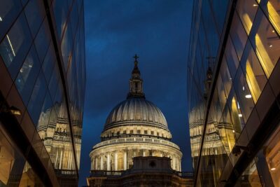 London Photography Masterclass - Private Photography Lesson - Setting off from St Thomas’ Hospital / County Hall (Stop D) and planning the night