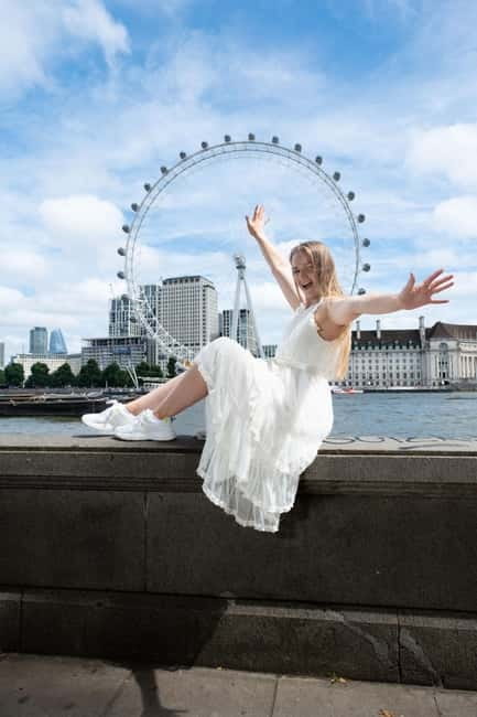 London Photoshoot 1 Hour - Customisable - Choosing locations and light: your shoot, your version of London